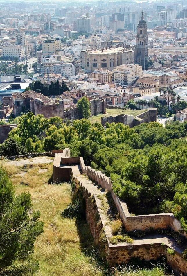 Nuestro Rincon Del Centro Historico Especial Grupos Terraza Parking Gratis 02 Apartment Malaga Ngoại thất bức ảnh