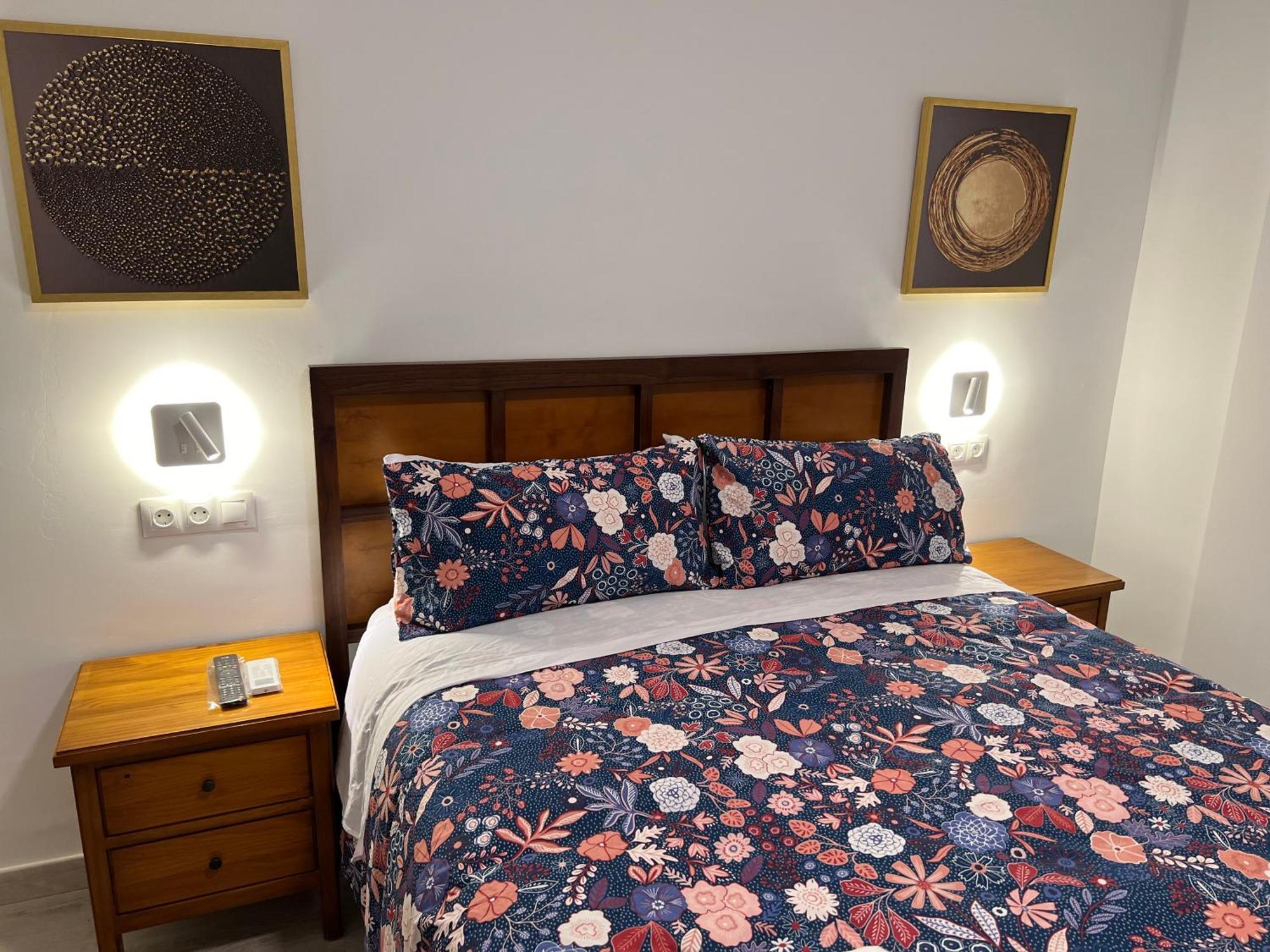 Nuestro Rincon Del Centro Historico Especial Grupos Terraza Parking Gratis 02 Apartment Malaga Ngoại thất bức ảnh